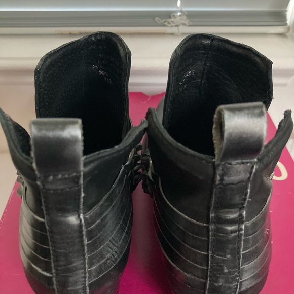 Ankle boots - Picture 7 of 9